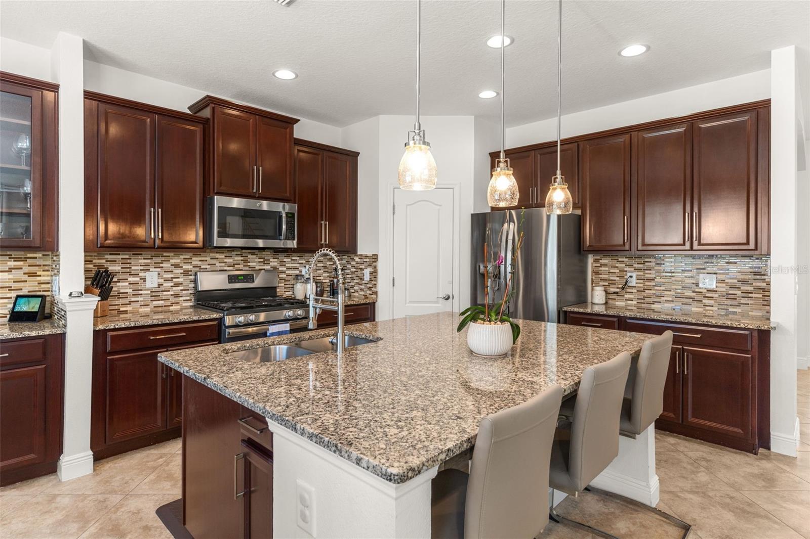 Image 13 of 54 For 11419 Emerald Shore Drive