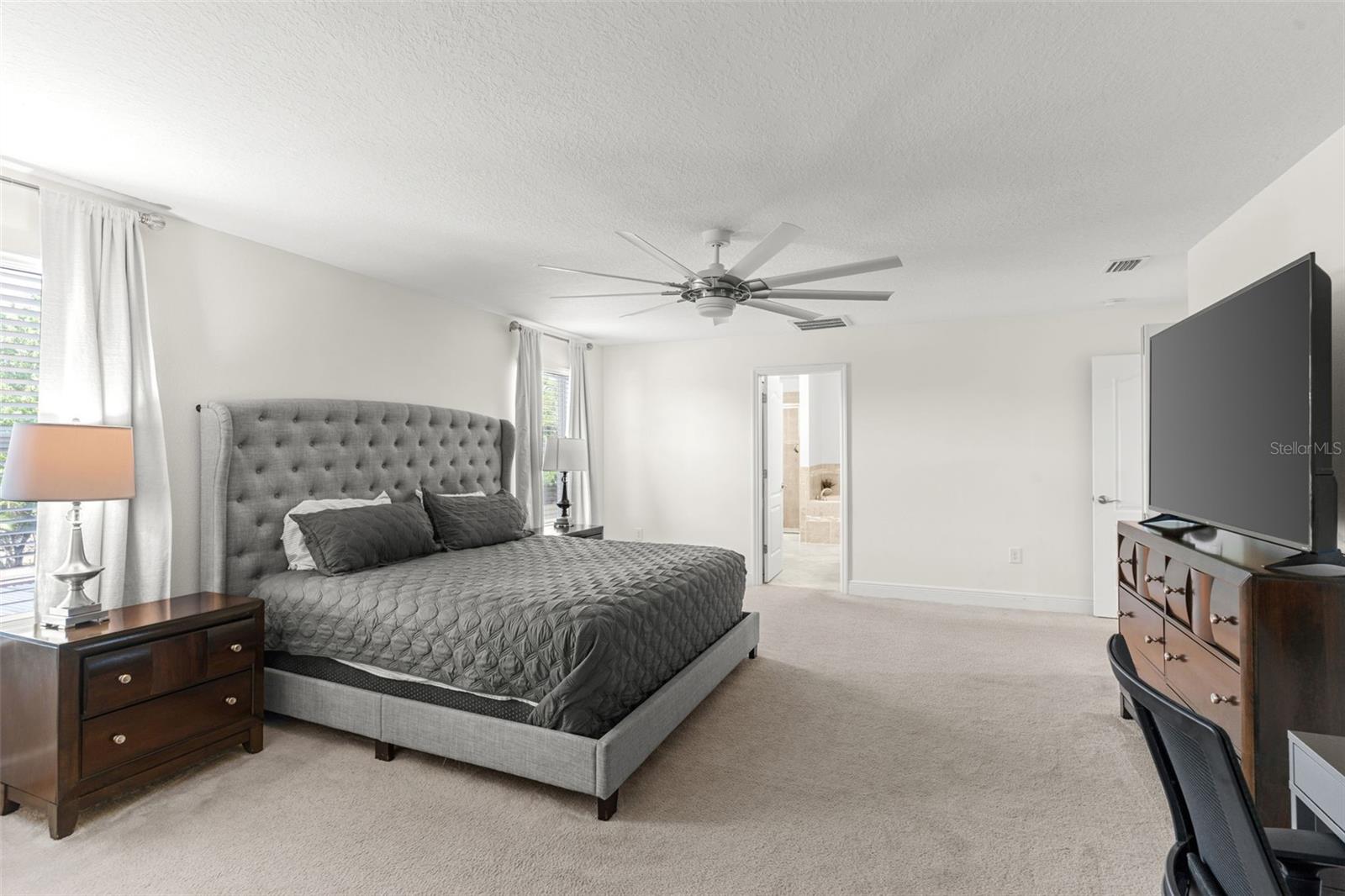 Image 21 of 54 For 11419 Emerald Shore Drive