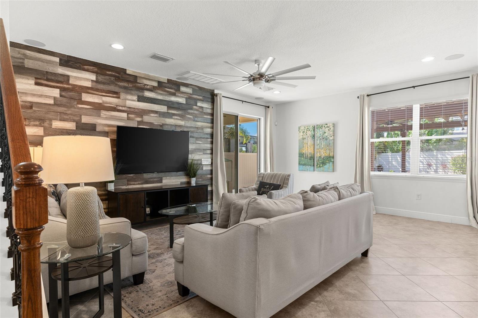 Image 9 of 54 For 11419 Emerald Shore Drive