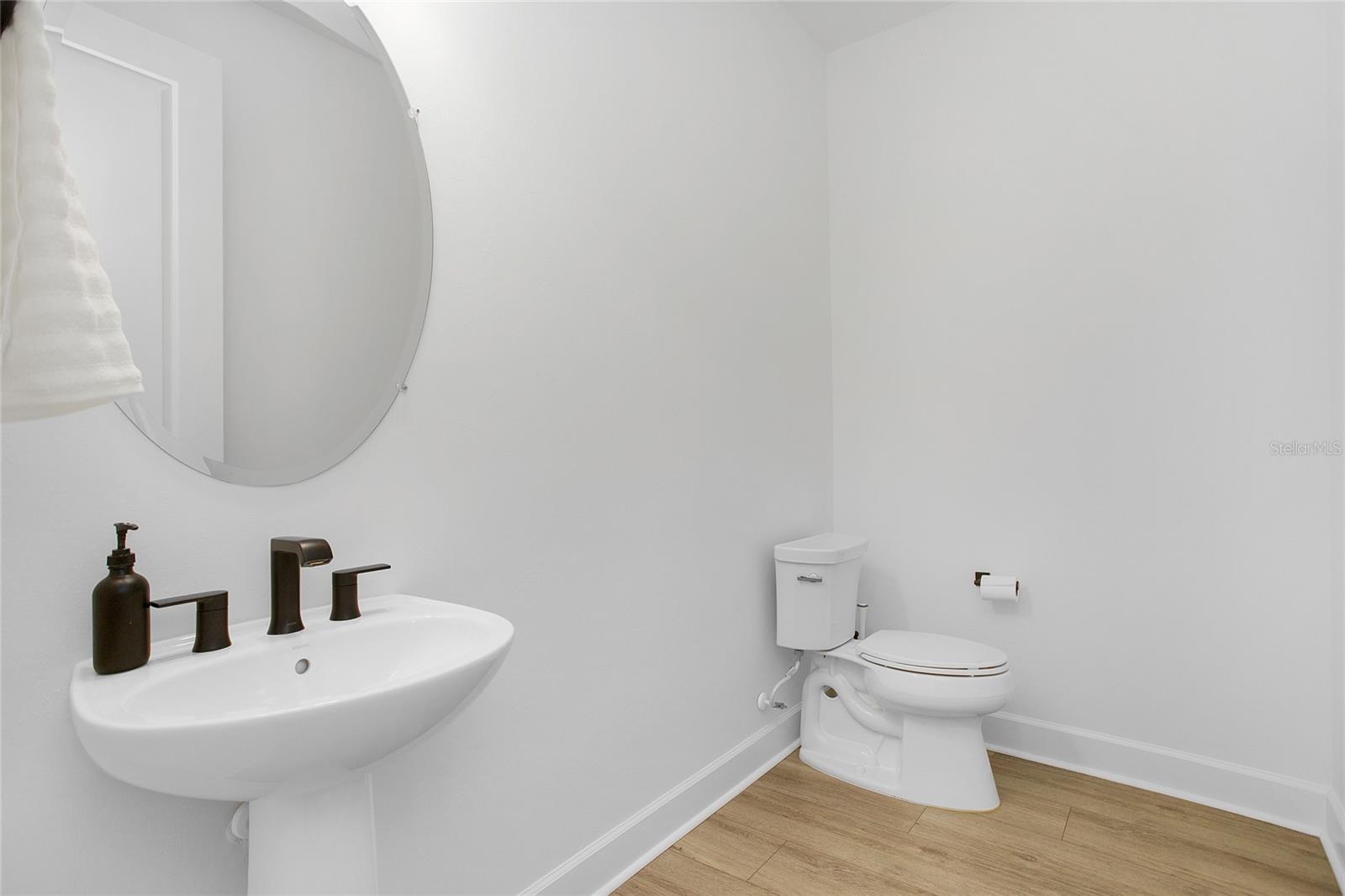Image 21 of 55 For 16117 Rosemallow Lane