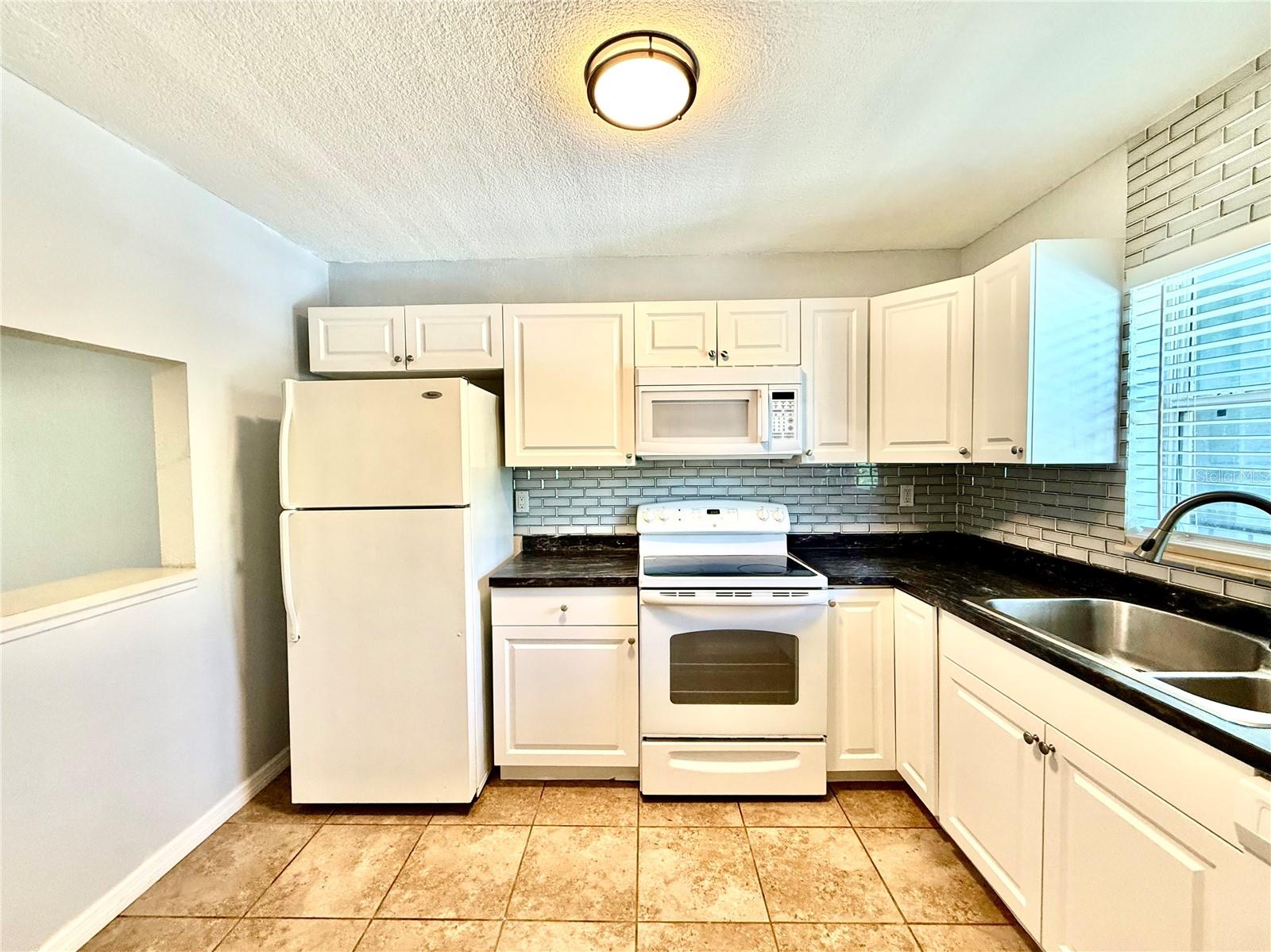 Image 5 of 23 For 2886 Somerset Park Drive 203