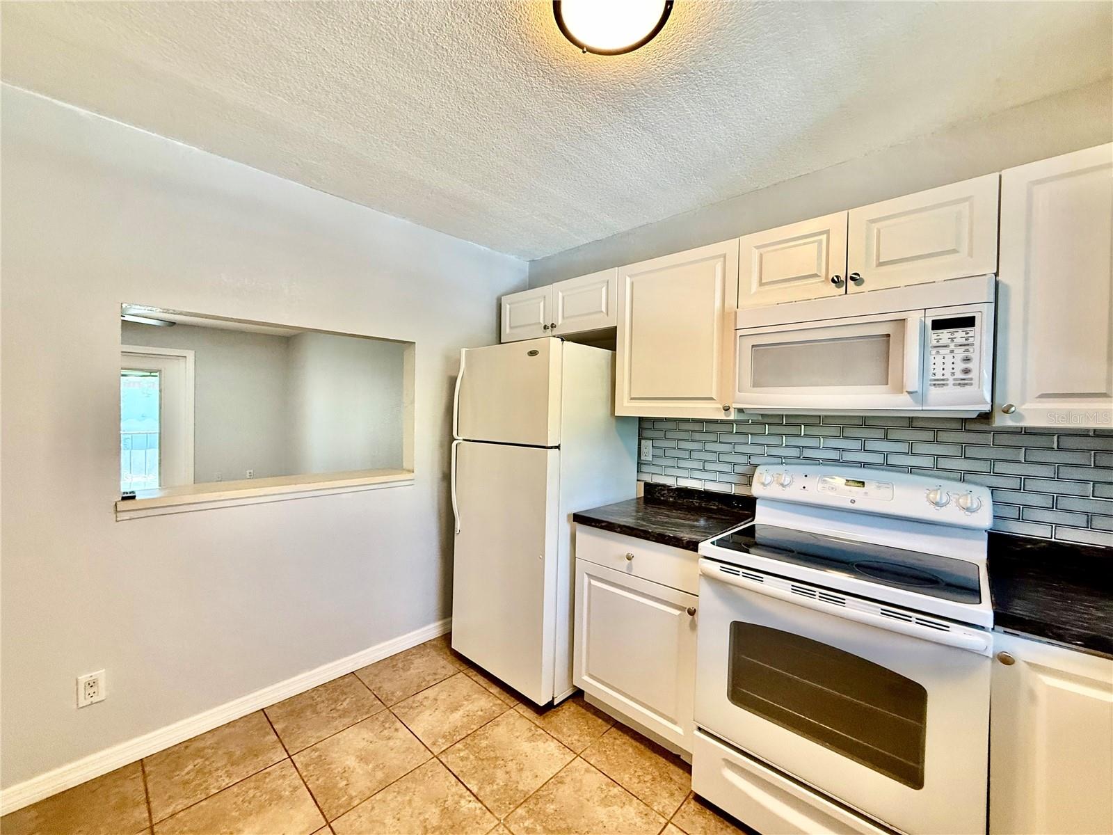 Image 7 of 23 For 2886 Somerset Park Drive 203