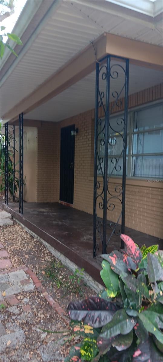 Details for 710 4th Avenue Nw, LARGO, FL 33770