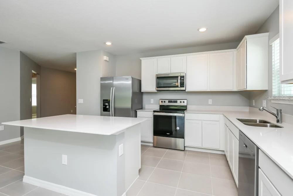 Image 2 of 4 For 141 Royal Fern Drive