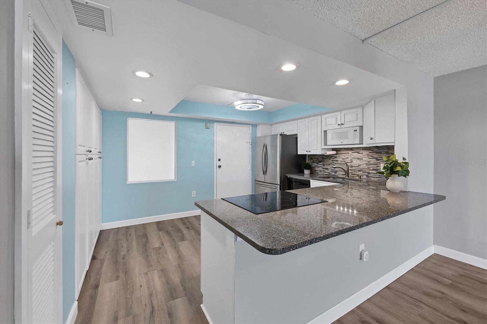 Image 7 of 44 For 4904 38th Way S 514