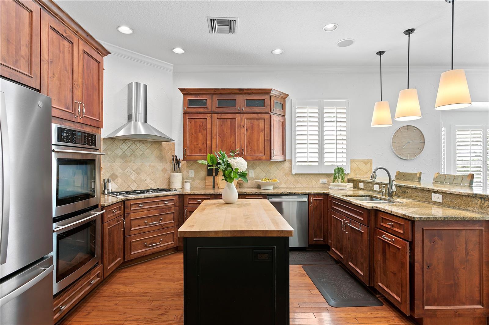 Image 19 of 53 For 2936 Knights Avenue A