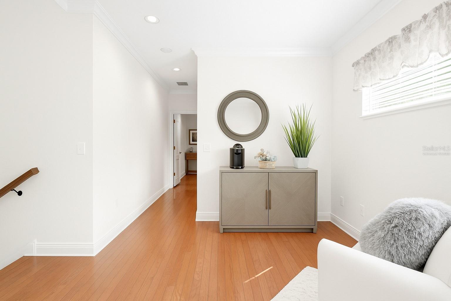 Image 26 of 53 For 2936 Knights Avenue A