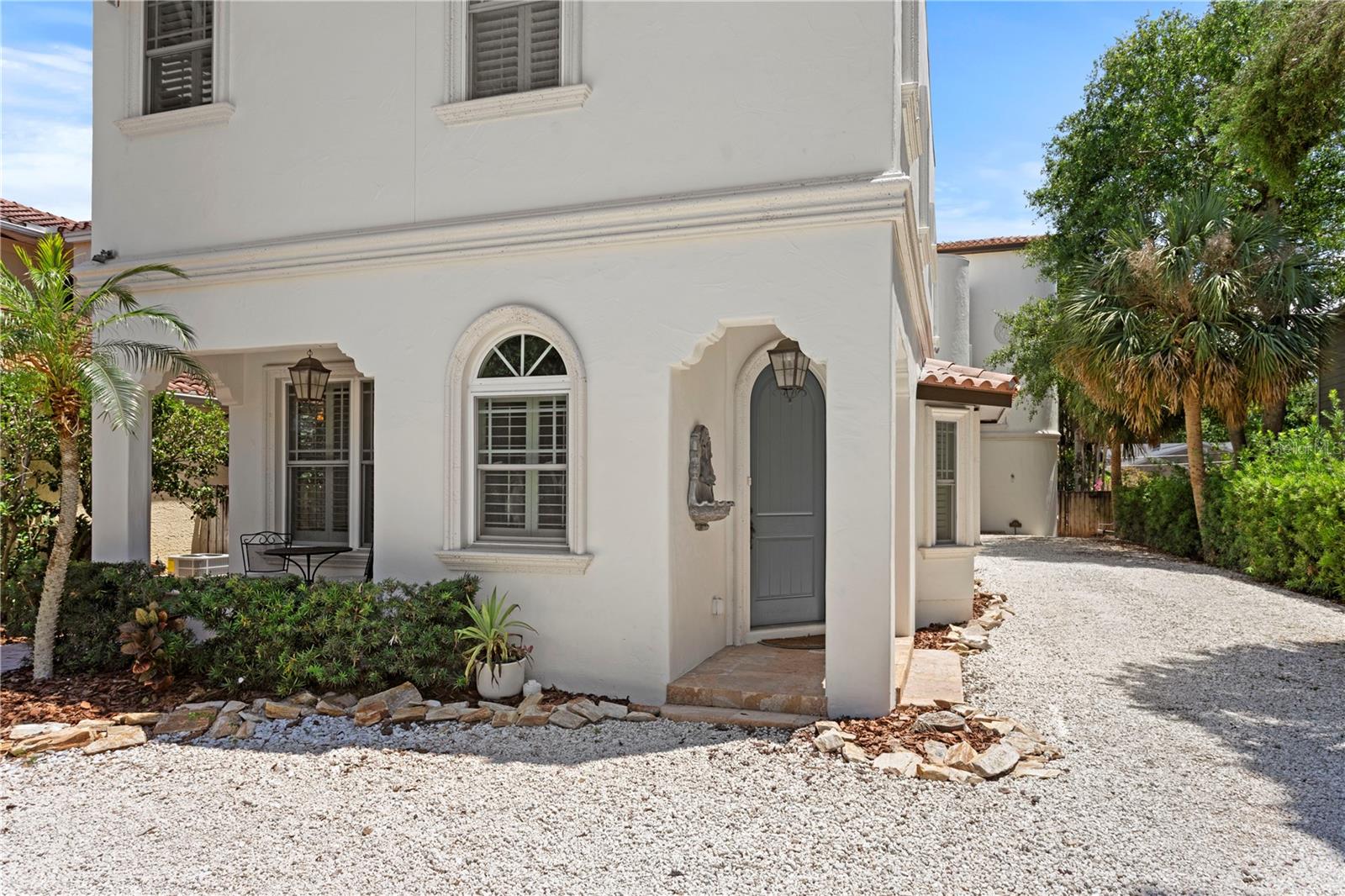 Image 3 of 53 For 2936 Knights Avenue A