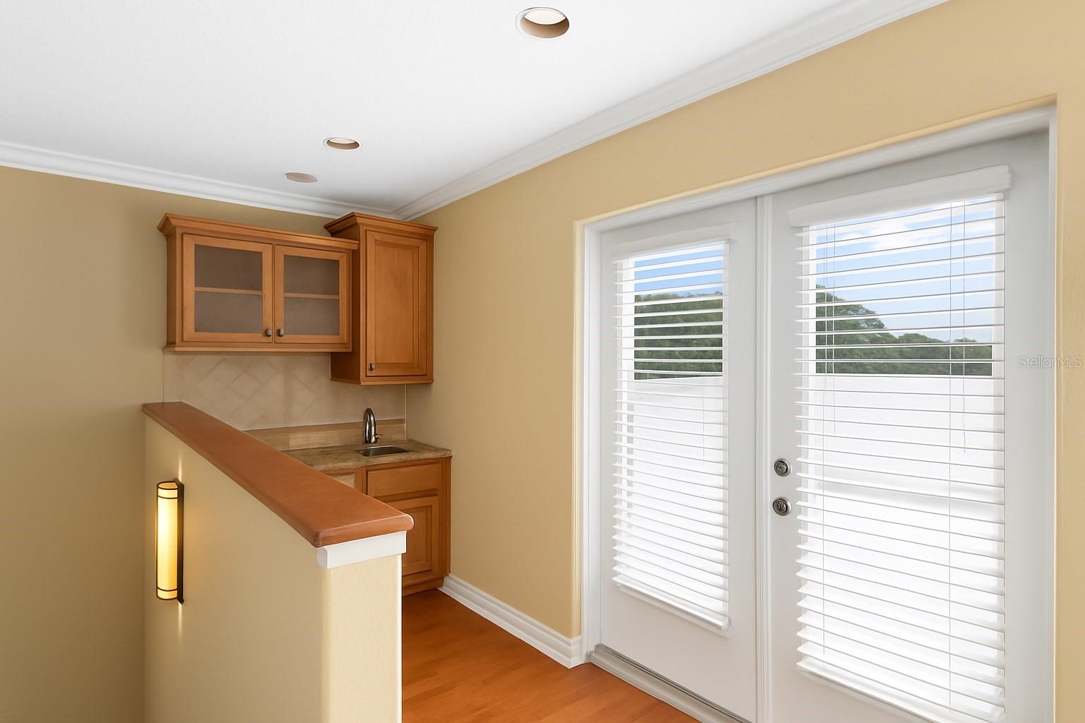 Image 38 of 53 For 2936 Knights Avenue A