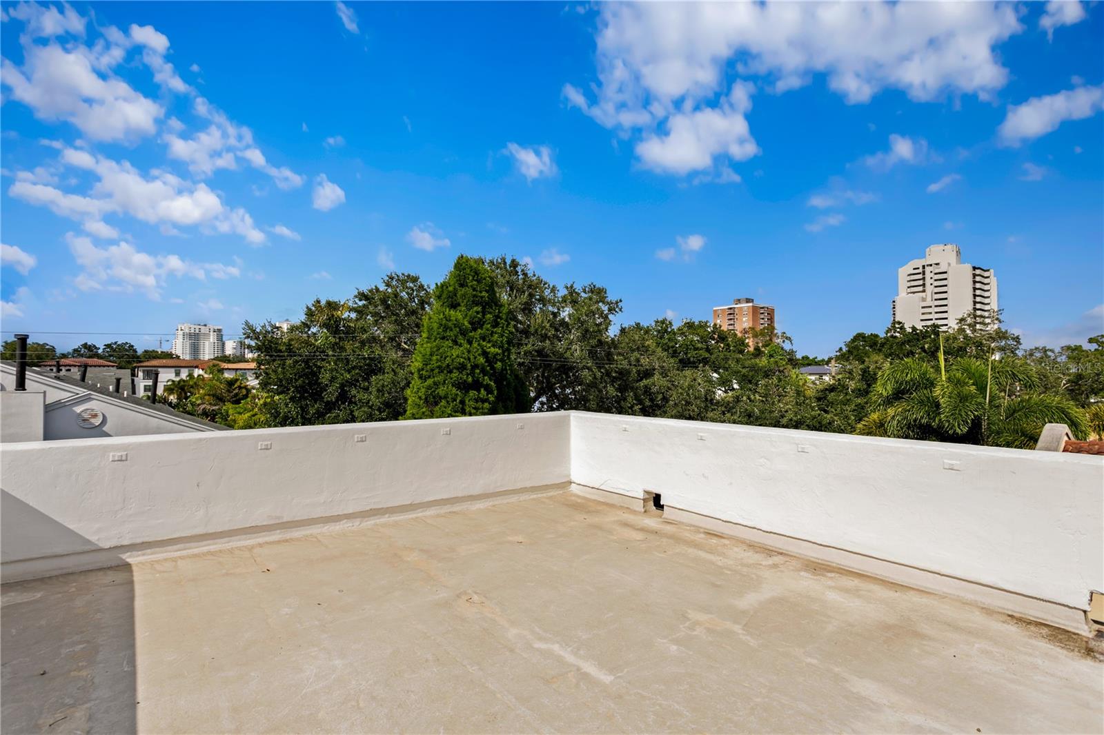 Image 40 of 53 For 2936 Knights Avenue A