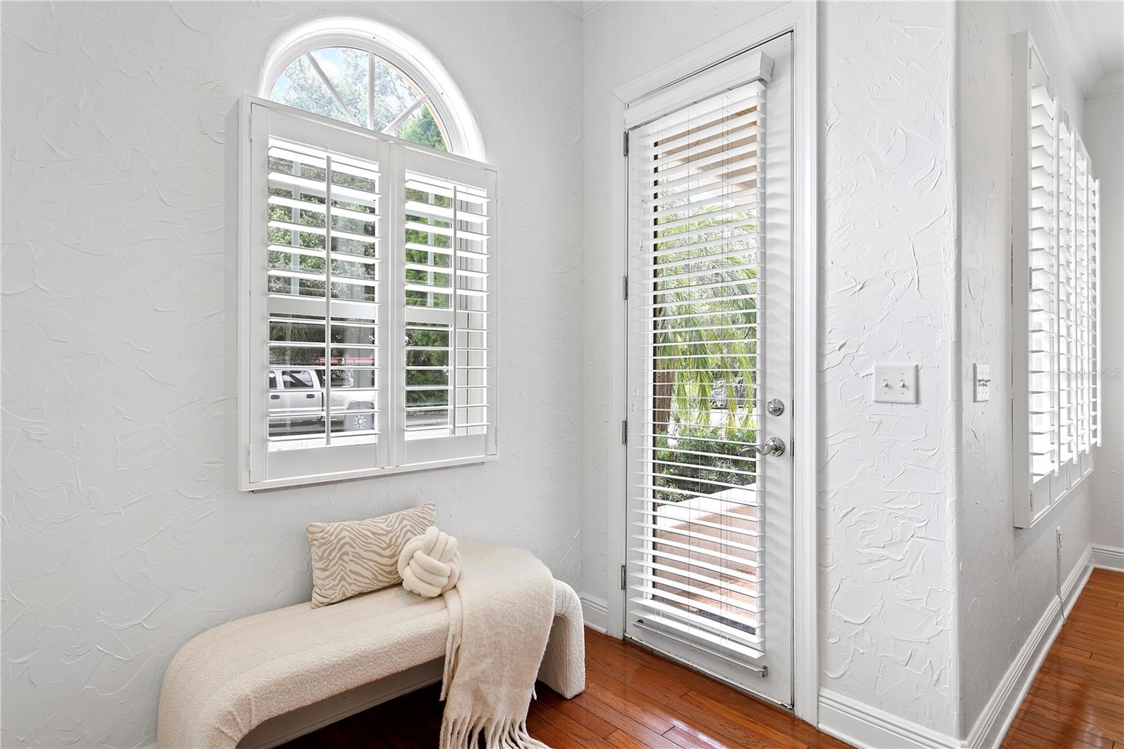 Image 42 of 53 For 2936 Knights Avenue A