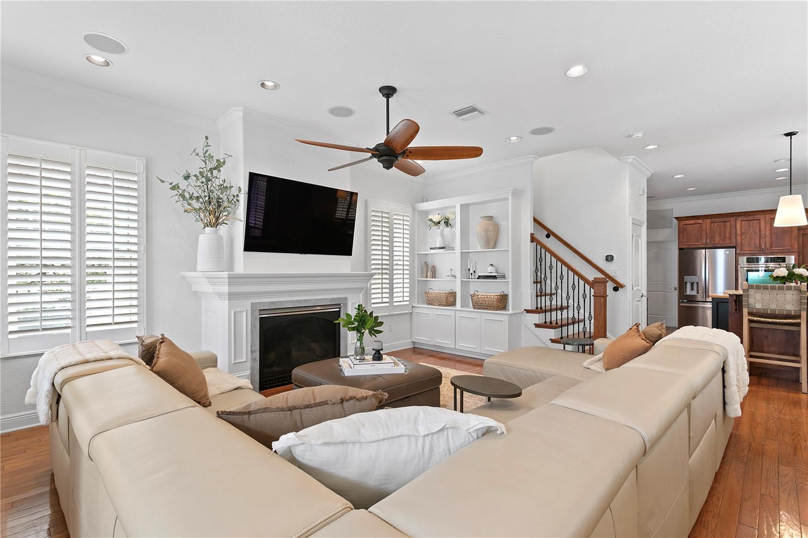 Image 6 of 53 For 2936 Knights Avenue A