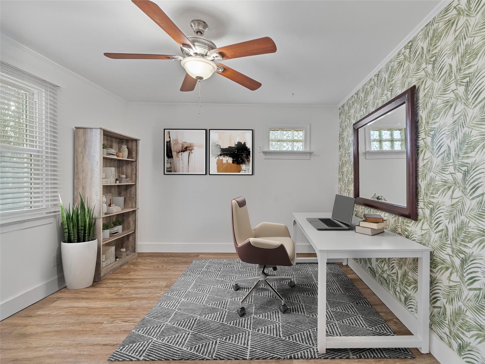 Listing photo id 10 for 3305 10th Avenue N