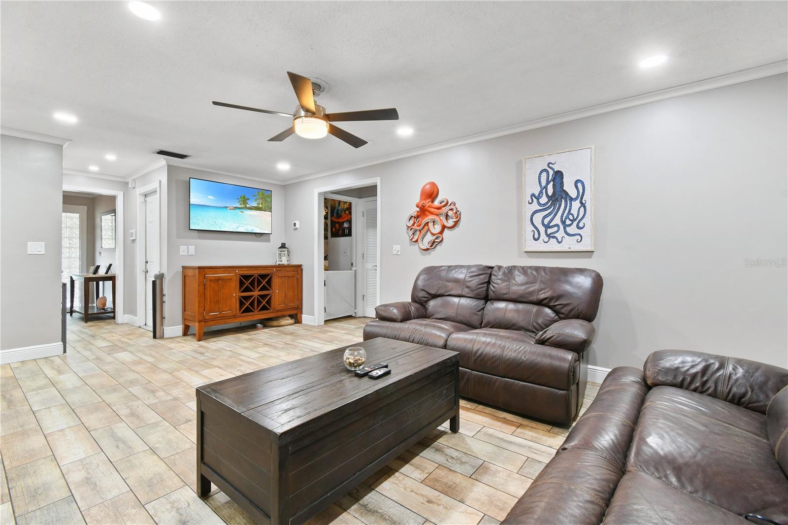 Image 19 of 57 For 13263 86th Avenue