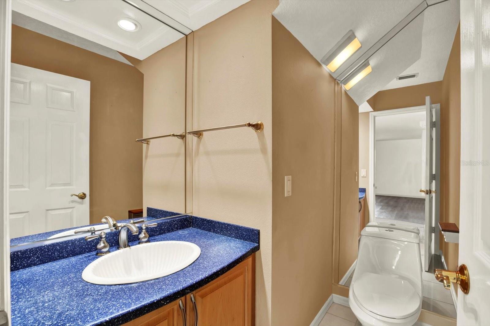 Image 13 of 40 For 14561 El Paseo Drive