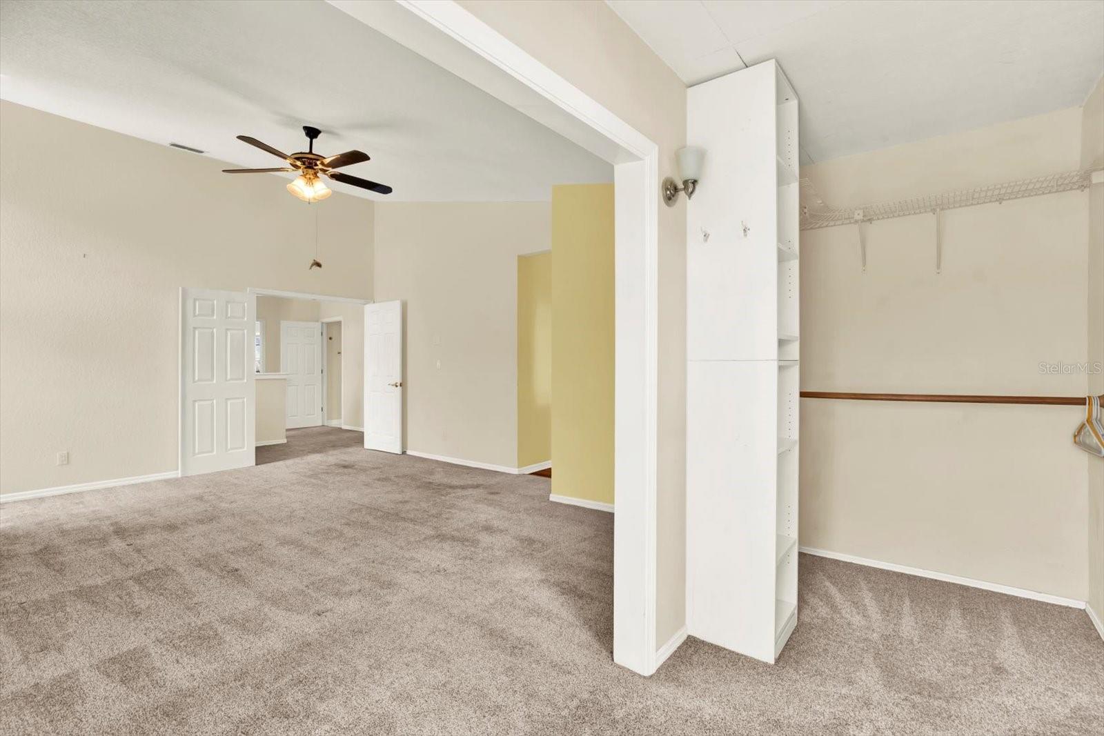 Image 18 of 40 For 14561 El Paseo Drive