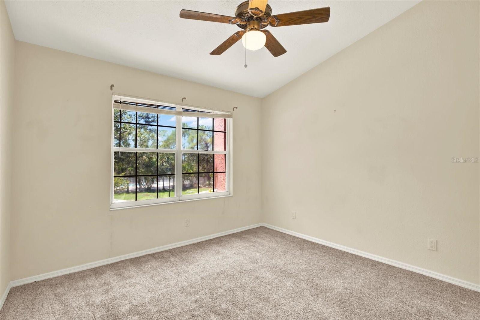 Image 21 of 40 For 14561 El Paseo Drive