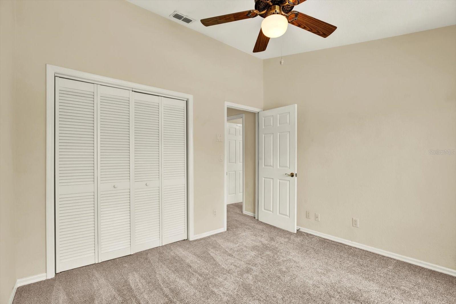 Image 22 of 40 For 14561 El Paseo Drive