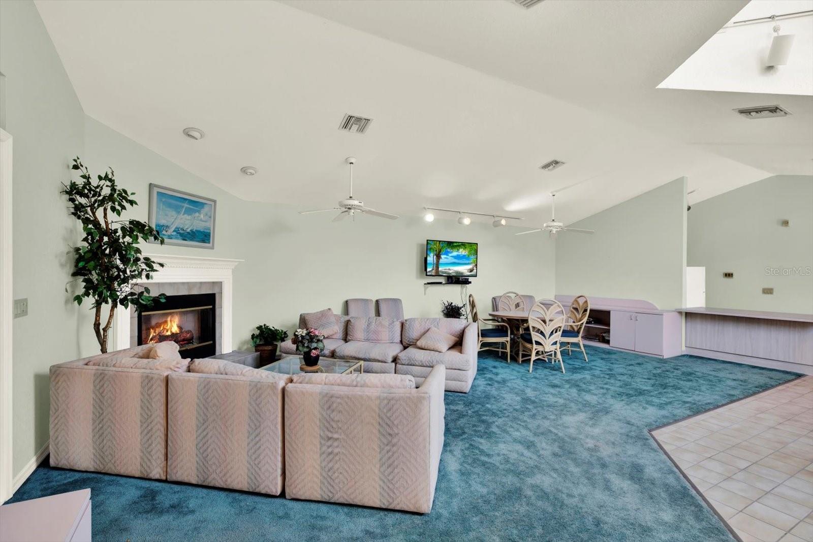 Image 30 of 40 For 14561 El Paseo Drive