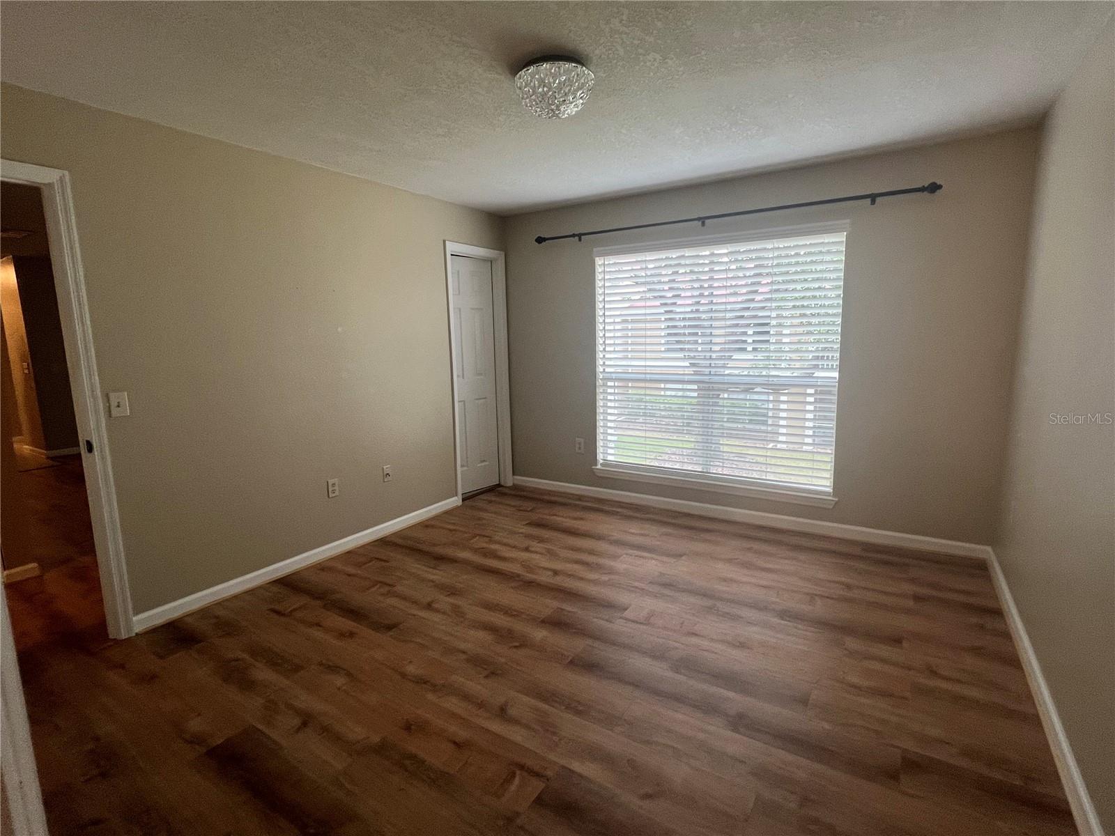 Image 13 of 14 For 9481 Highland Oak Drive 814