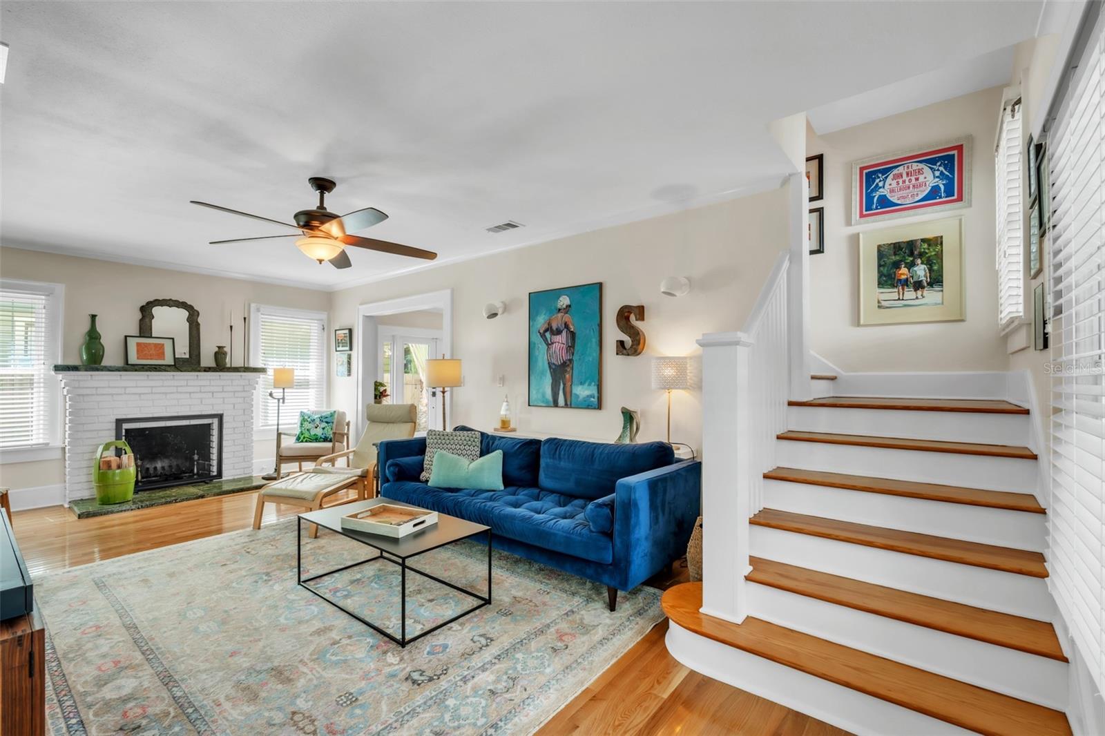 Image 3 of 43 For 221 13th Avenue Ne
