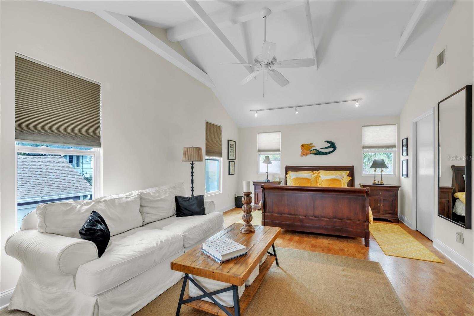Image 30 of 43 For 221 13th Avenue Ne