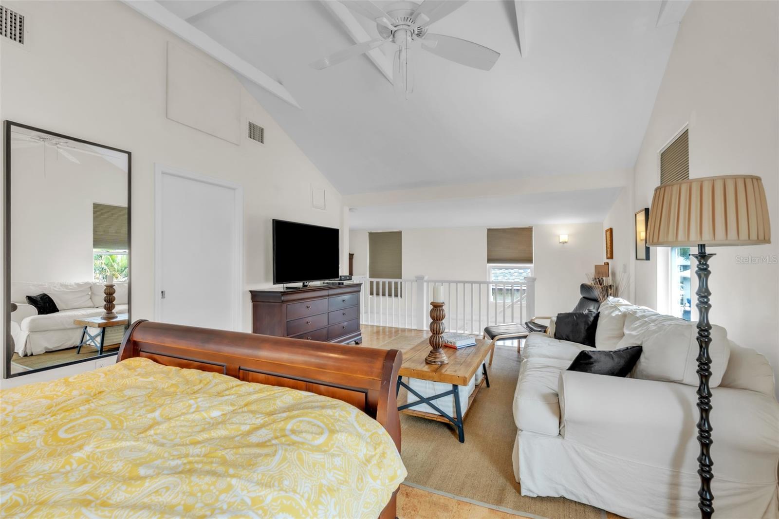 Image 32 of 43 For 221 13th Avenue Ne