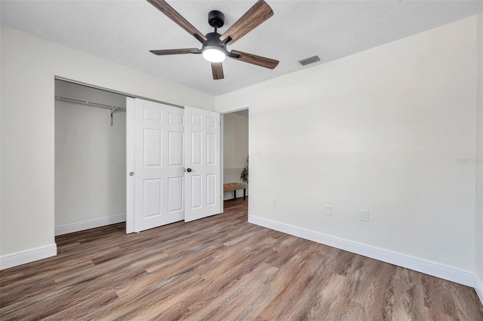 Listing photo id 37 for 2078 Madrid Court N