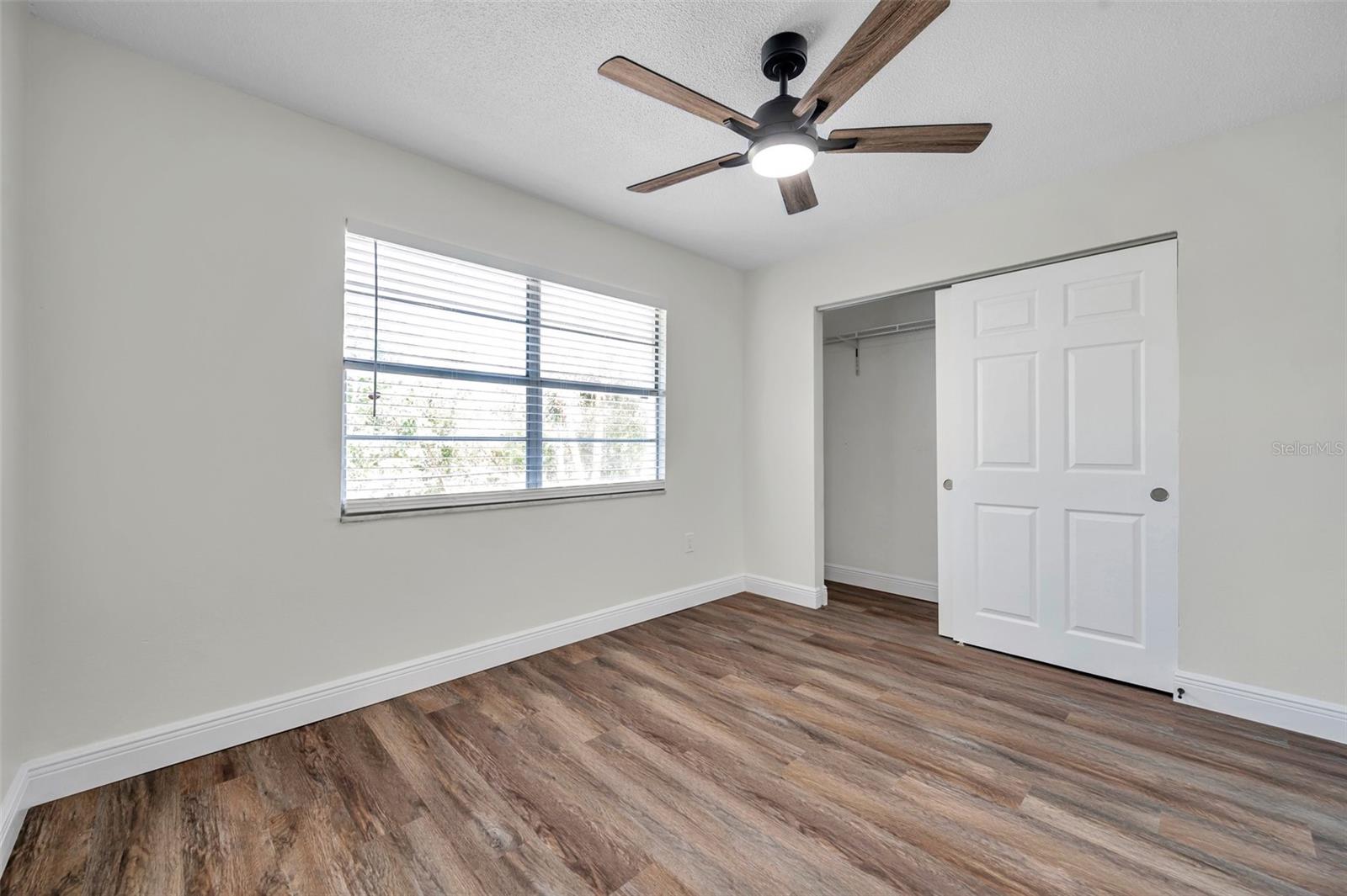 Listing photo id 38 for 2078 Madrid Court N