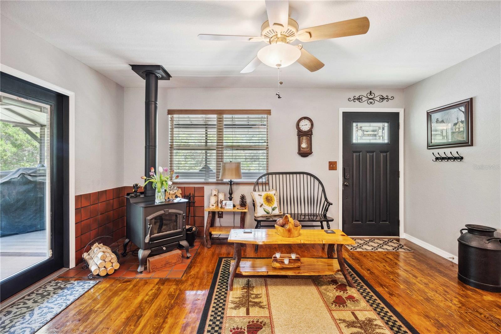 Image 14 of 56 For 35031 Shale Street