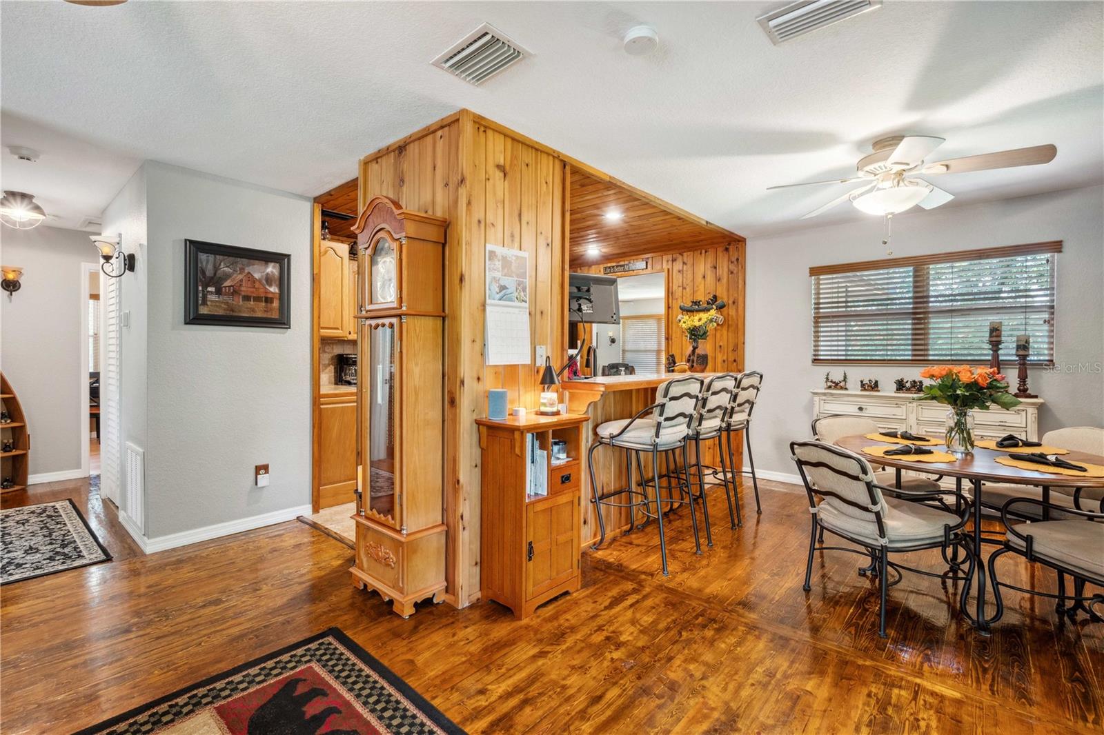 Image 18 of 56 For 35031 Shale Street