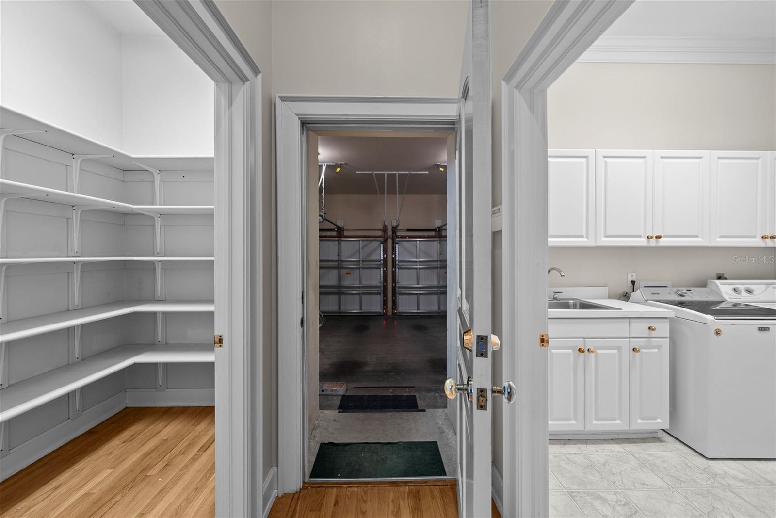 Image 17 of 29 For 4518 Woodmere Road