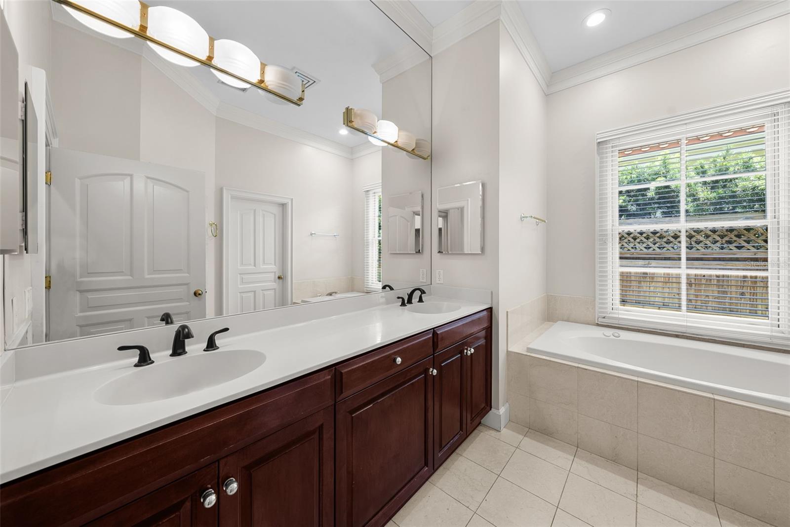 Image 20 of 29 For 4518 Woodmere Road