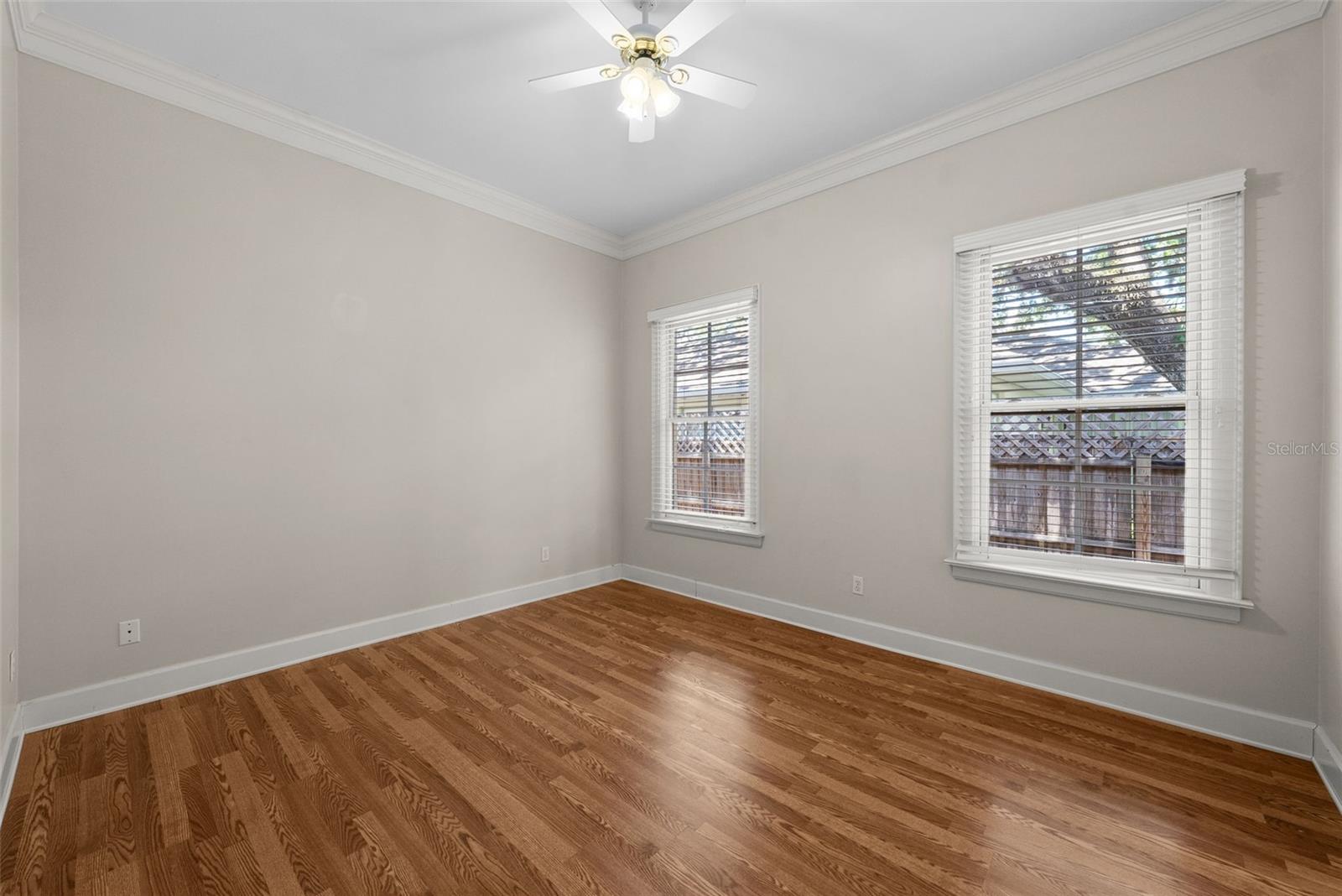 Image 23 of 29 For 4518 Woodmere Road