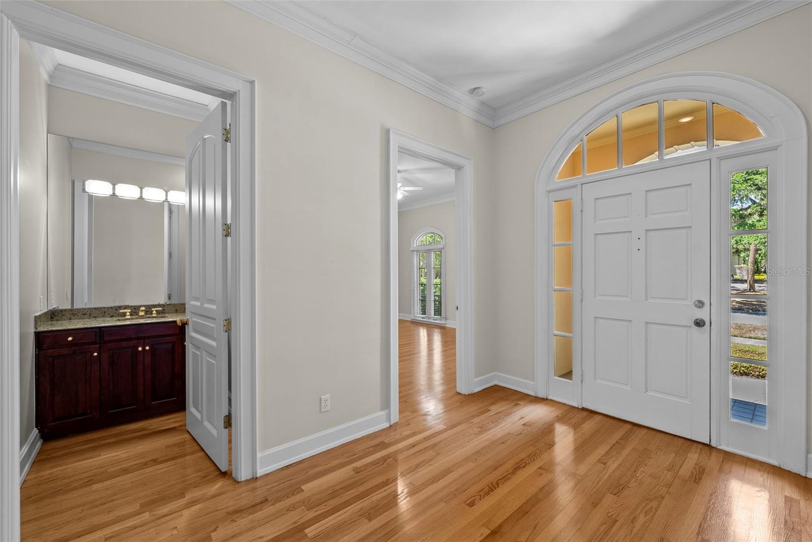 Image 24 of 29 For 4518 Woodmere Road