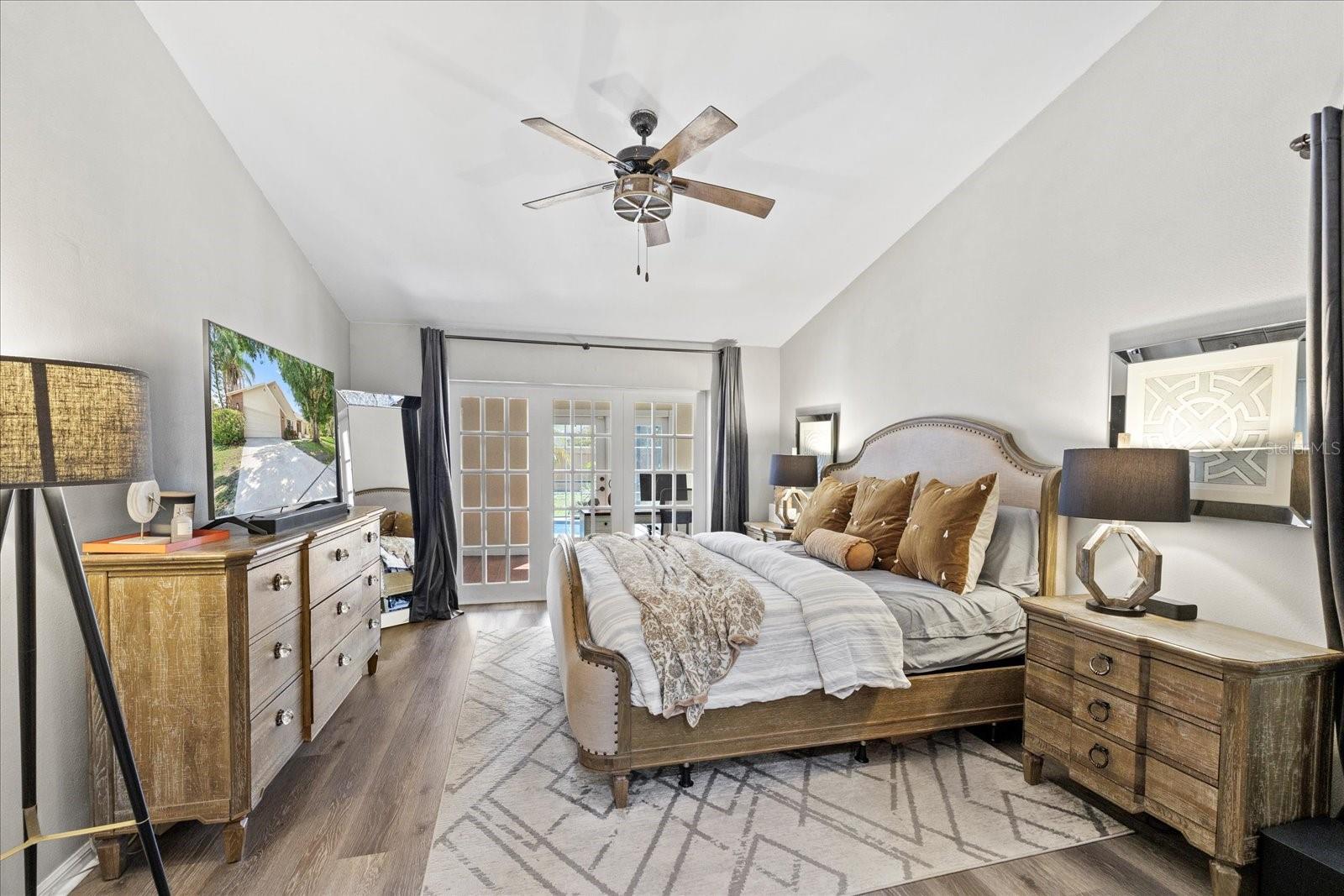 Listing photo id 26 for 1914 Elk Spring Drive