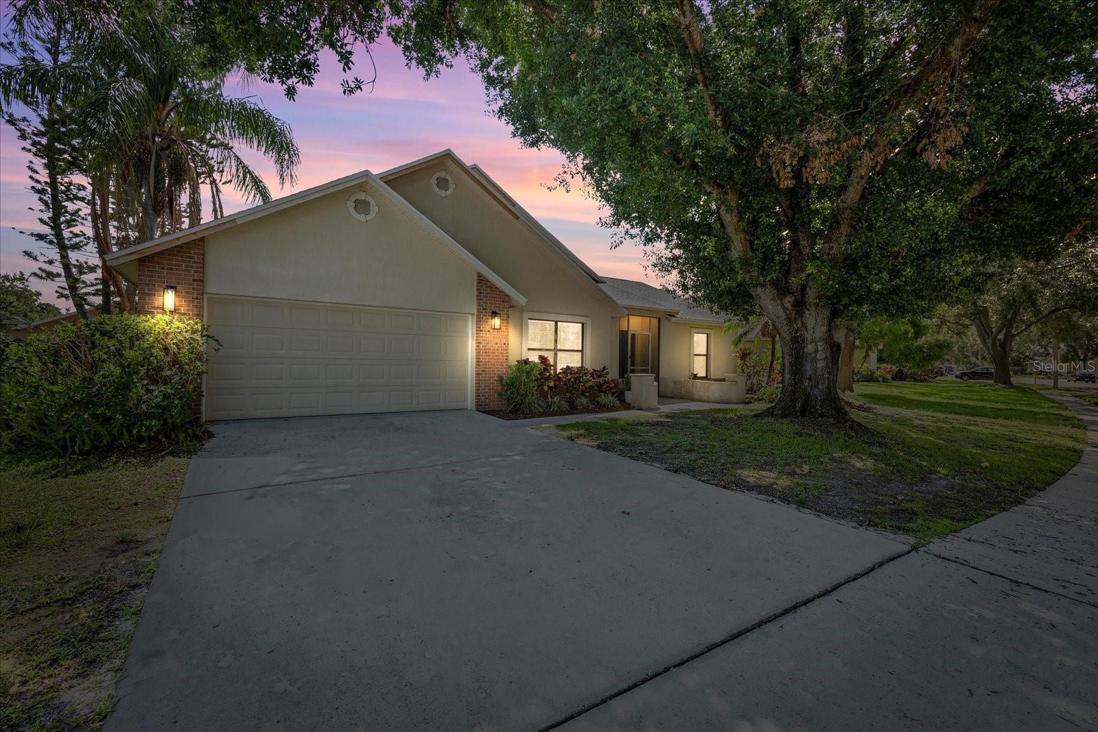 Listing photo id 43 for 1914 Elk Spring Drive