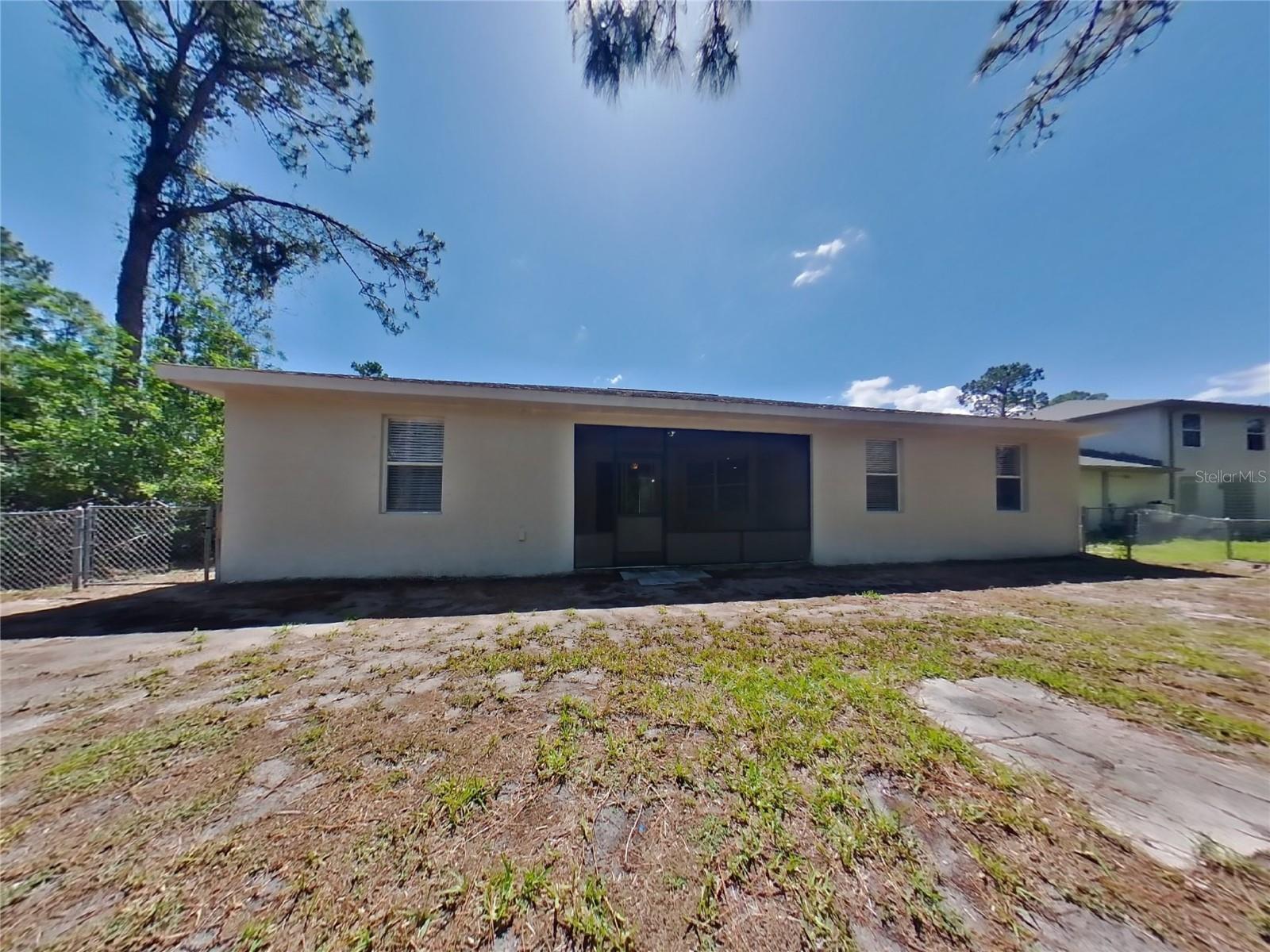 Image 18 of 18 For 1139 Wapello Street