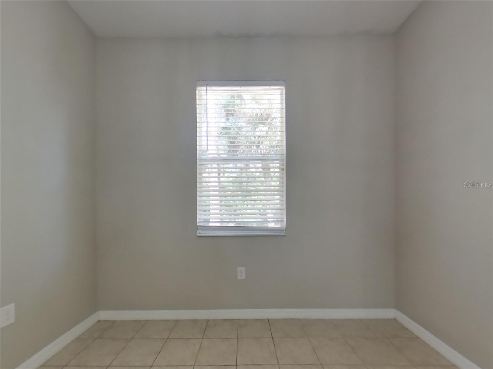 Image 4 of 18 For 1139 Wapello Street