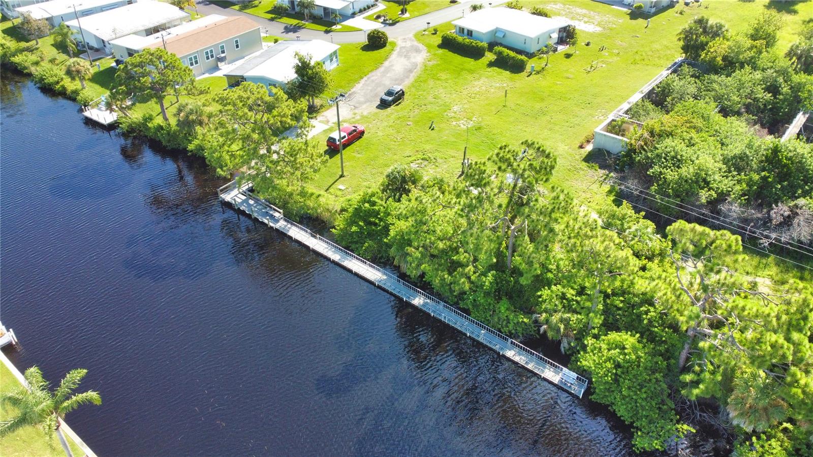 Image 23 of 42 For 707 Del Luna Drive