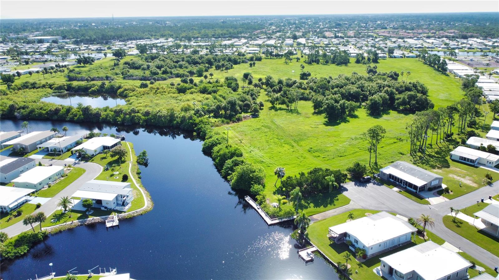 Image 31 of 42 For 707 Del Luna Drive