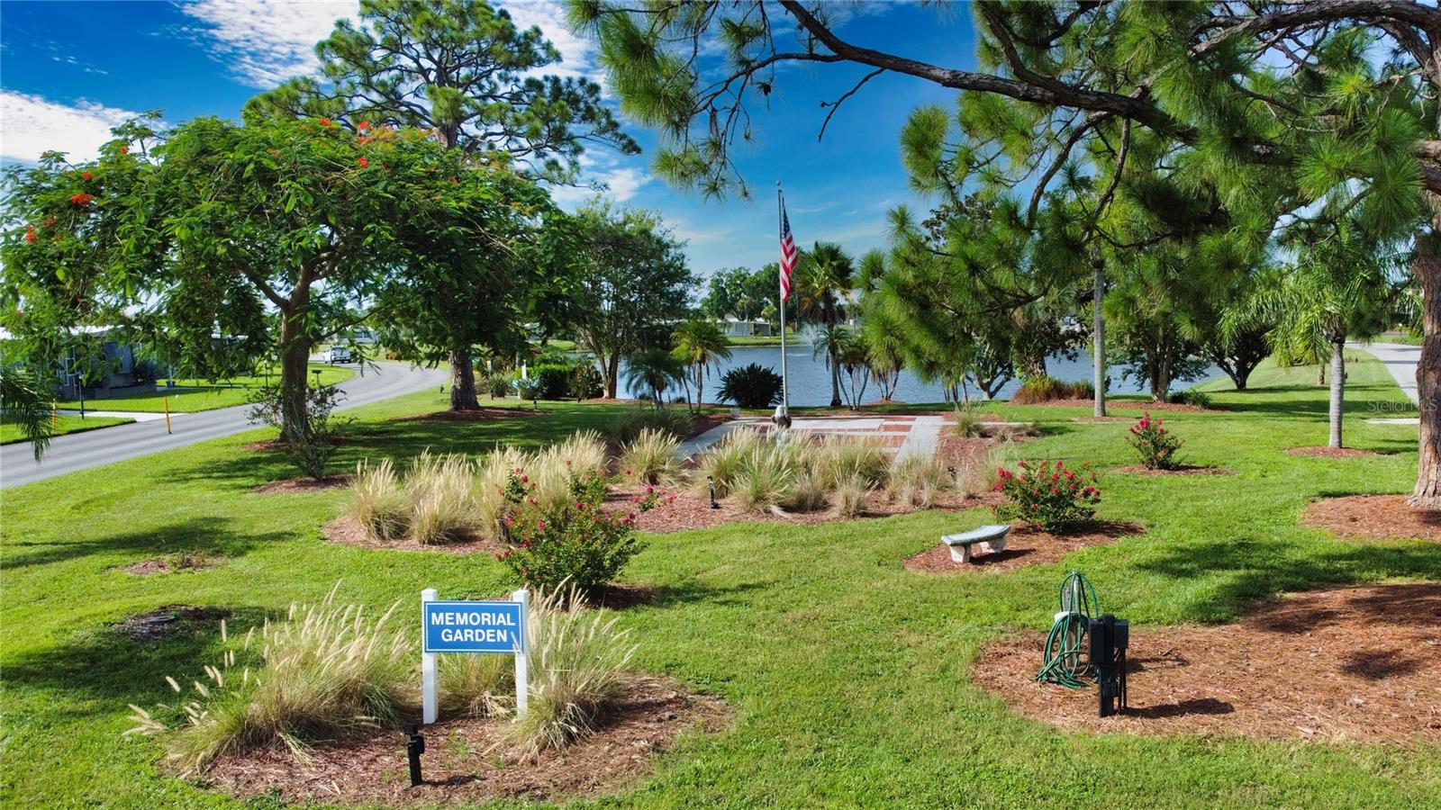 Image 32 of 42 For 707 Del Luna Drive