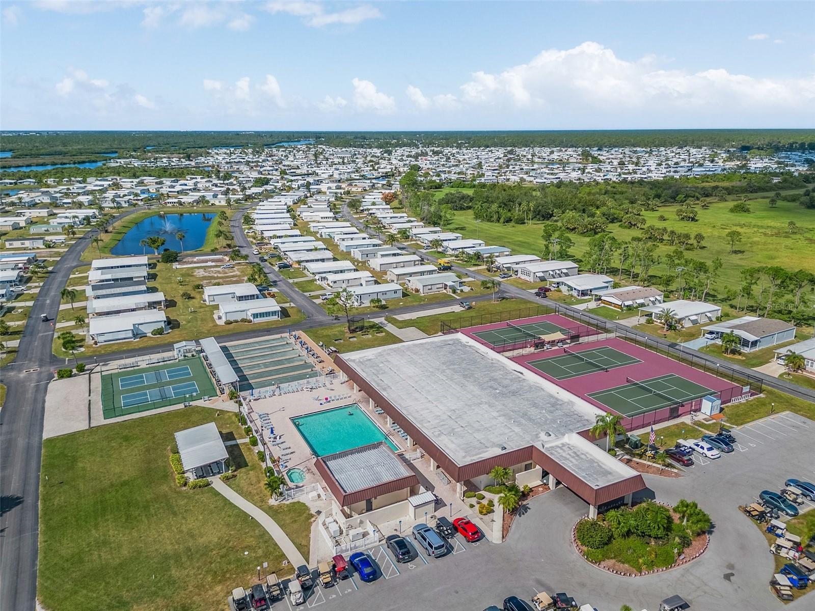 Image 38 of 42 For 707 Del Luna Drive