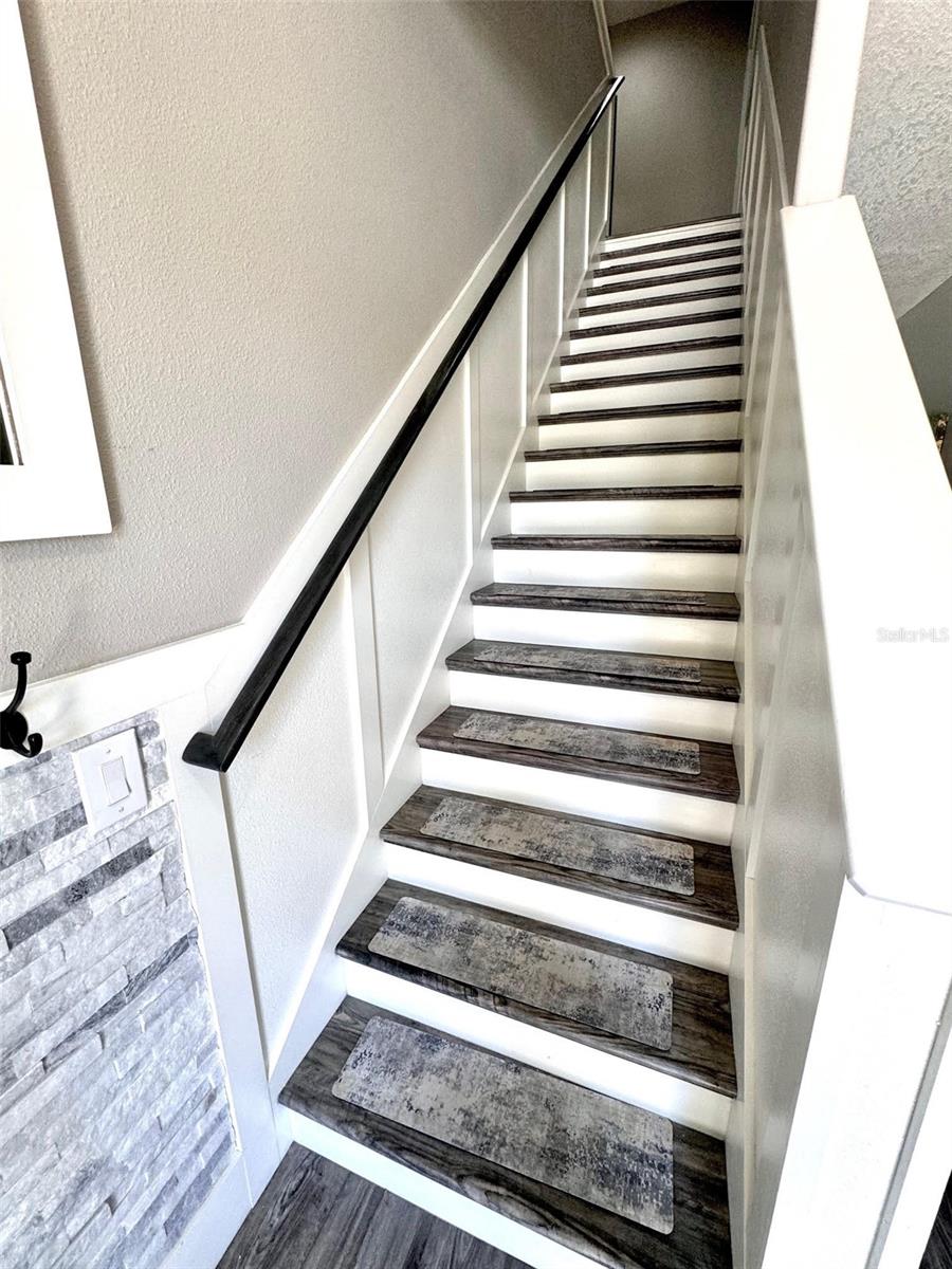 Image 17 of 89 For 1147 Halapa Way