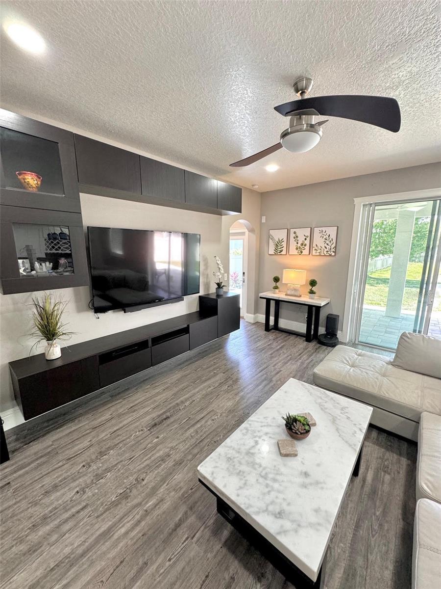 Image 36 of 89 For 1147 Halapa Way