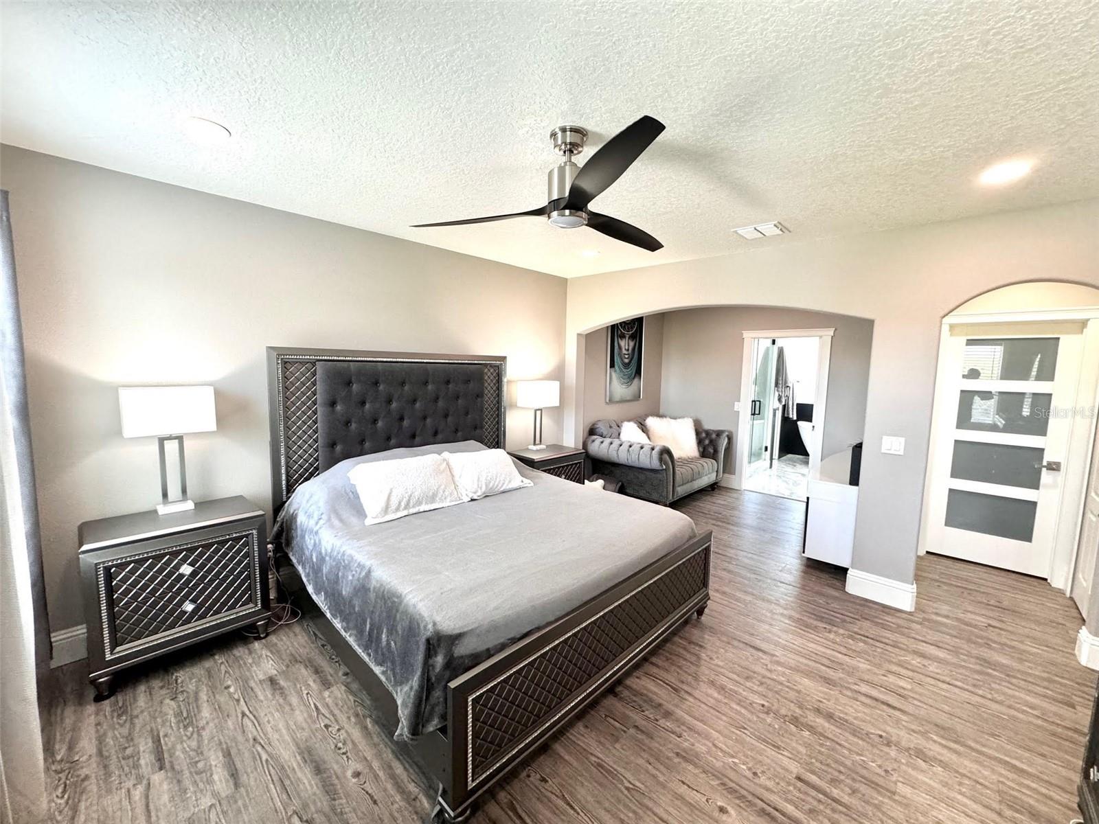 Image 54 of 89 For 1147 Halapa Way