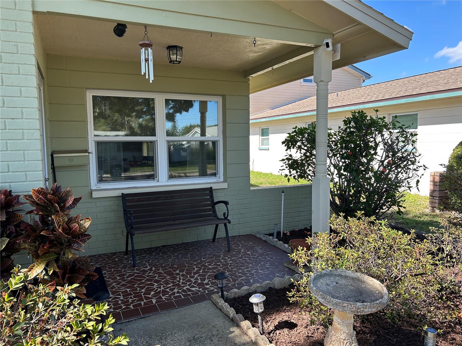 Image 5 of 36 For 3827 15th Avenue N