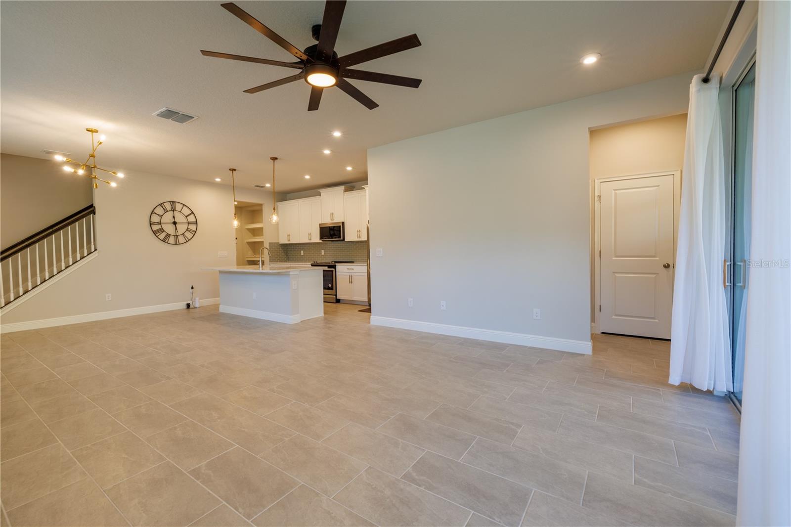 Image 4 of 30 For 6101 Grand Sonata Avenue