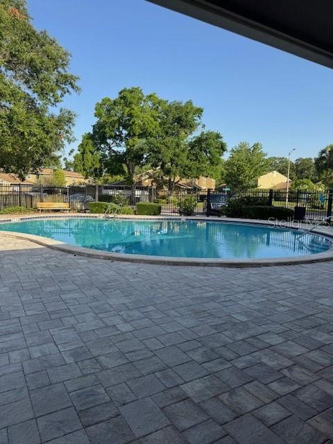 Listing photo id 24 for 7601 Deleon Court