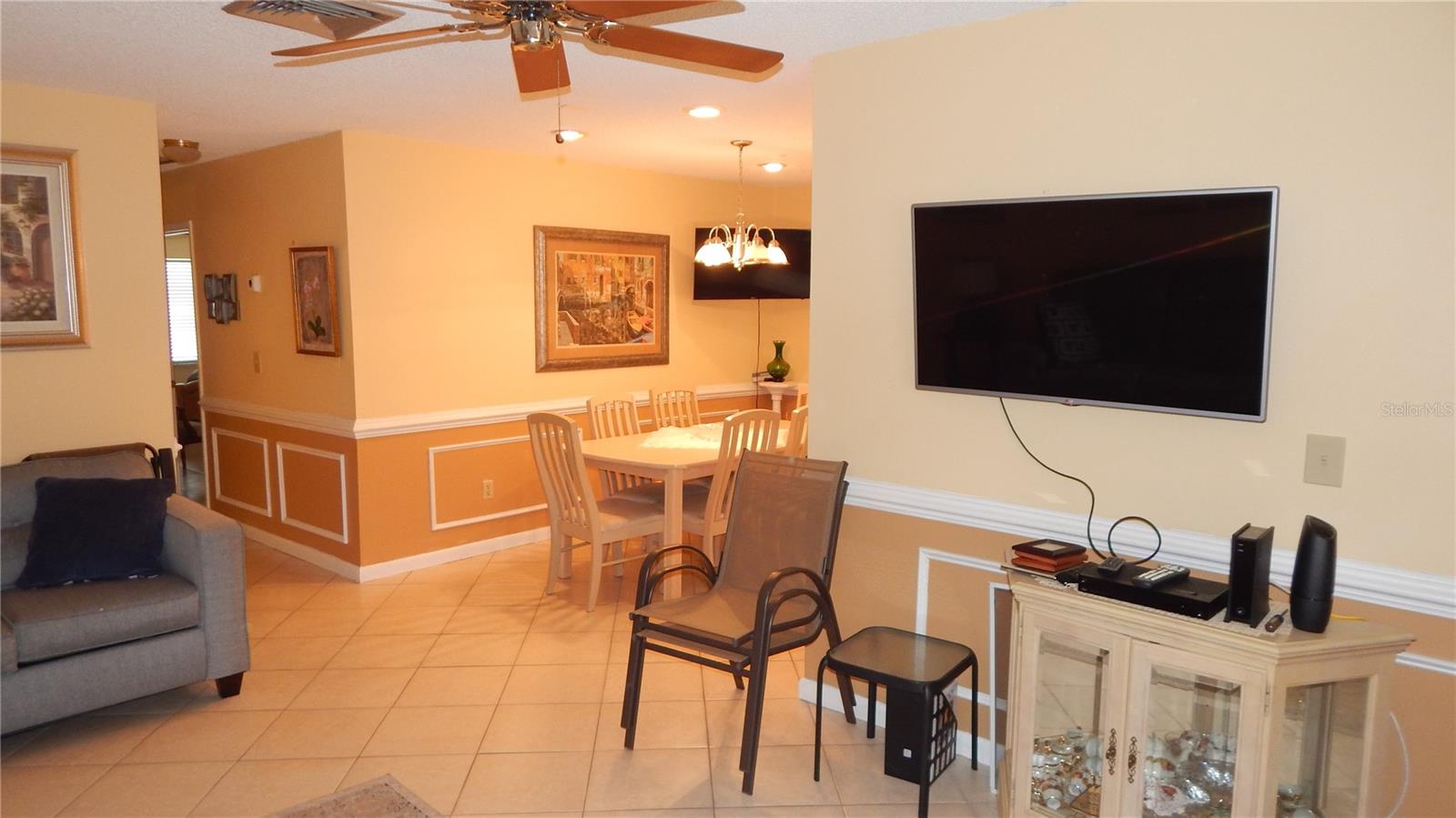 Image 22 of 41 For 4744 Azalea Drive 203b